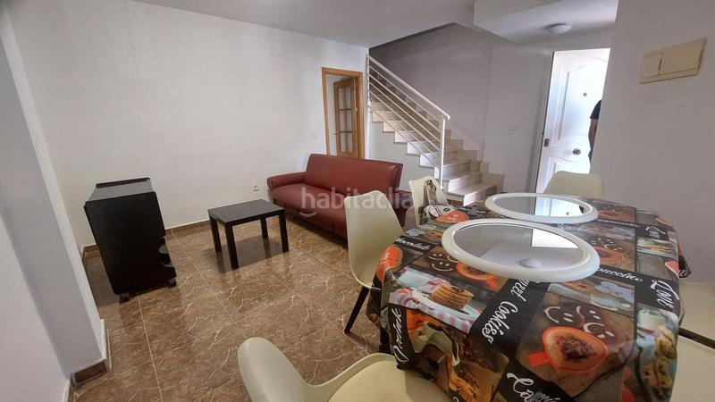Foto c1317deb-e892-49ce-b15b-540477074fbf. Alquiler dúplex  ideal para compartir 5 habitaciones junto a la arrixaca en Murcia