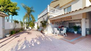 Chalet in Zarandona. Y por qu no?