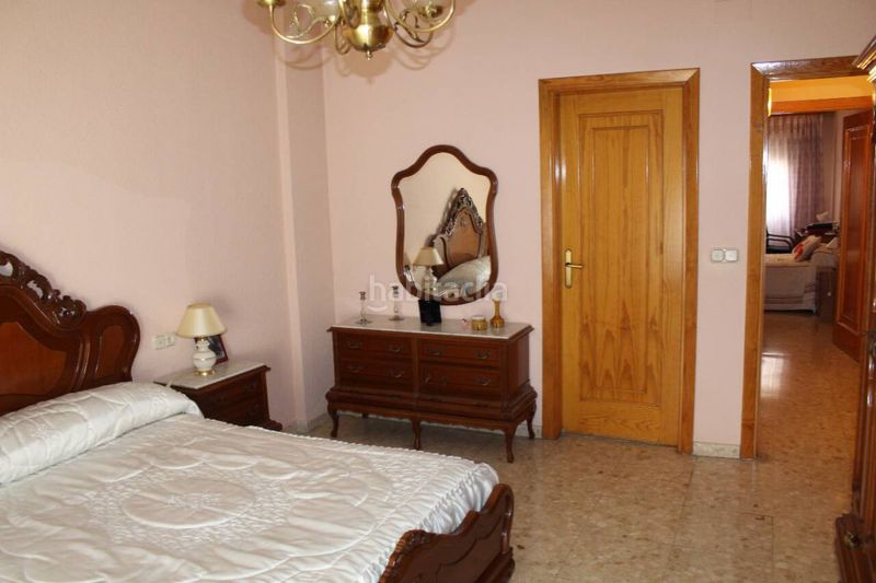 Foto b3eb1104-faef-49d9-ad49-4f60d7a12258. Flat with heating in Daimiel