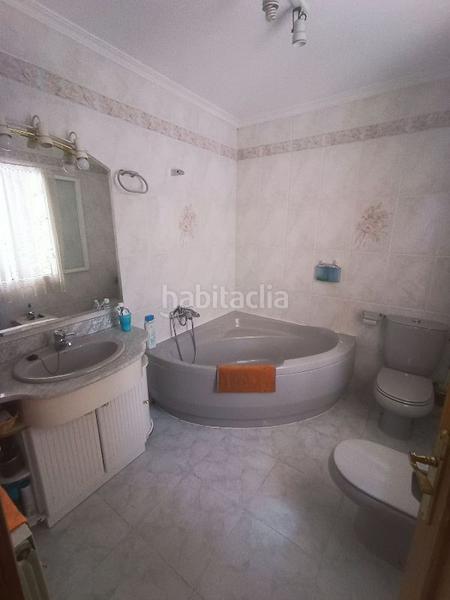 Foto eaee3f9c-f98c-4d23-8194-a0490b736ef2. Casa adosada  en venta , 4 dormitorios. en Daimiel