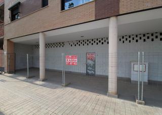 Lloguer Local Comercial  Fernando alonso de coca. Local en alquiler en nuevo hospital.
