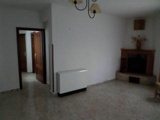 Casa adossada en Daimiel. Casa adosada en venta en daimiel, 4 dormitorios.