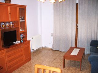 Rent Flat  Cañas. Piso en alquiler en centro  mata, 3 dormitorios.