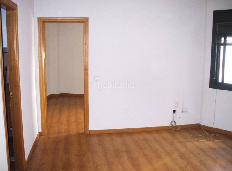 Foto 27d08184-92d7-4f4f-812d-5cce365fa067. Alquiler oficina  en alquiler en centro, 2 dormitorios. en Ciudad Real