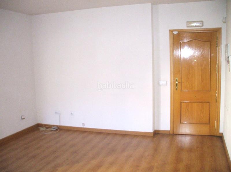 Foto 6f550337-861a-42ac-809a-4d15822aa6a8. Alquiler oficina  en alquiler en centro, 2 dormitorios. en Ciudad Real