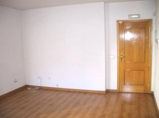 Location Bureau  Ramon y cajal. Oficina en alquiler en centro, 2 dormitorios.