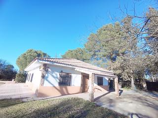 Xalet  Carretera toledo. Chalet en venta en puerta de toledo, 4 dormitorios.