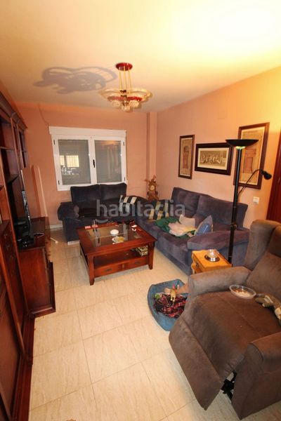 Foto 4e955a77-970d-4799-80b0-fa8bc07ec755. Casa adossada amb calefacció aparcament a Poblete