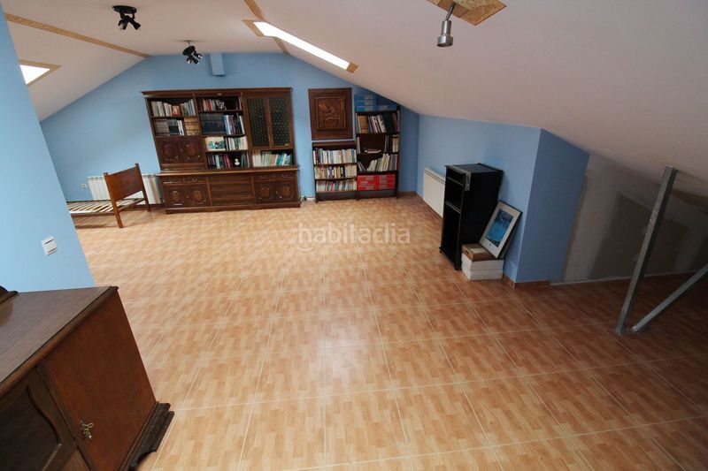 Foto e43cea22-2001-4880-8887-0e1a9ffb0bbb. Casa adossada amb calefacció aparcament a Poblete