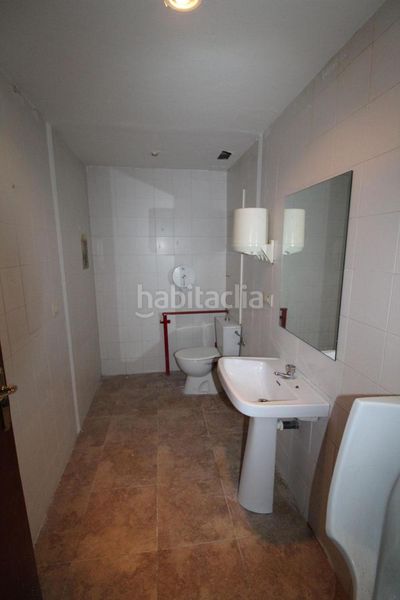 Foto 50e453d5-d715-4812-9d76-6cee1779bb3b. Local comercial a La Moreria Ciudad Real