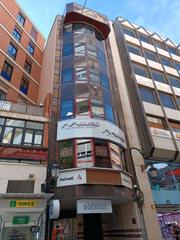 Rent Office space in Centro - Plaza Mayor. Oficina en alquiler en centro, 2 dormitorios.