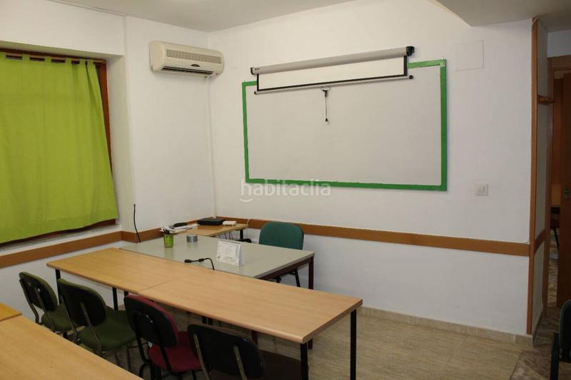 Foto be7f4f60-faa6-4116-96cd-3ac2299bd8df. Piso  en venta en centro alarcos, 4 dormitorios. en Ciudad Real