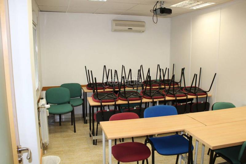 Foto cada0493-d7b6-4c89-a478-c2c6e7cf88be. Piso  en venta en centro alarcos, 4 dormitorios. en Ciudad Real