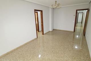 Lloguer Pis  Carmen. Piso en alquiler en centro  carmen, 4 dormitorios.