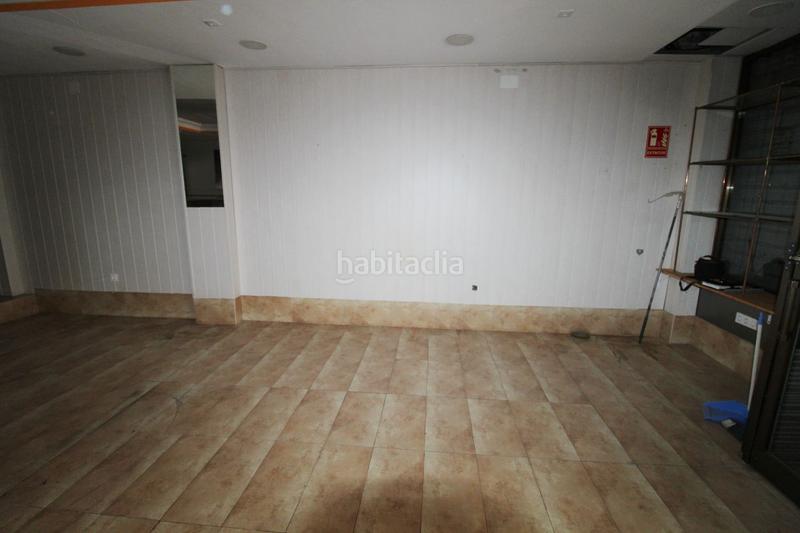 Foto b2822129-f9c0-4e4e-a914-161a356e905e. Location local commercial dans El Torreón - Los Ángeles - El Pilar Ciudad Real