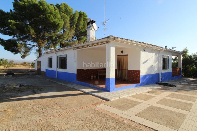 Foto 160ca061-b1f2-4e54-a175-a0e6fc1a53c6. Alquiler chalet  en alquiler , 3 dormitorios. en Daimiel