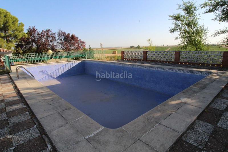 Foto 901fcf0c-81bd-47d3-9e76-06edeb525dfd. Alquiler chalet  en alquiler , 3 dormitorios. en Daimiel