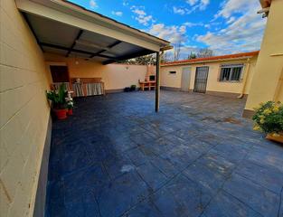 Reihenhaus in La Guija. Casa adosada en venta en puerta de toledo, 6 dormitorios.