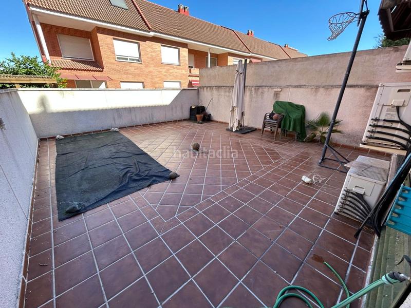 Foto 2da4c826-0392-4948-a1da-9d041ccd3108. Casa adosada  en venta en carrefour, 4 dormitorios. en Ciudad Real