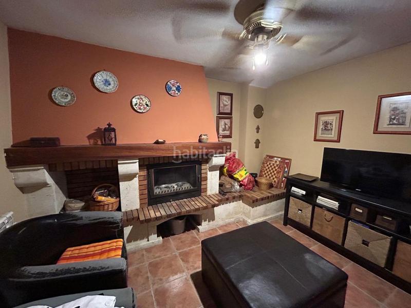 Foto 6e383a31-2b31-4eff-ab1a-04f978916187. Casa adosada  en venta en carrefour, 4 dormitorios. en Ciudad Real