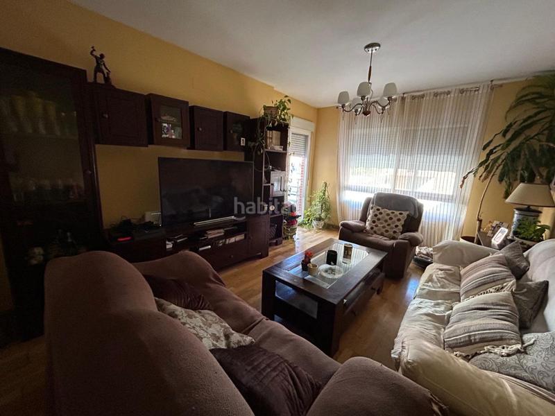 Foto bdd1374c-0ad5-4c08-b1c8-e40a75eb4b50. Casa adosada  en venta en carrefour, 4 dormitorios. en Ciudad Real