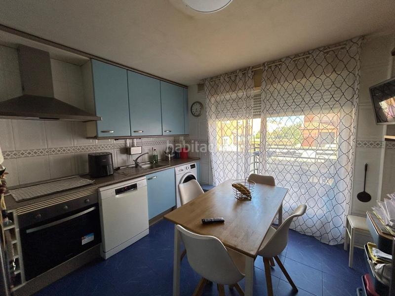 Foto c1fab175-40cb-4854-a599-3f3d71aa012a. Casa adosada  en venta en carrefour, 4 dormitorios. en Ciudad Real