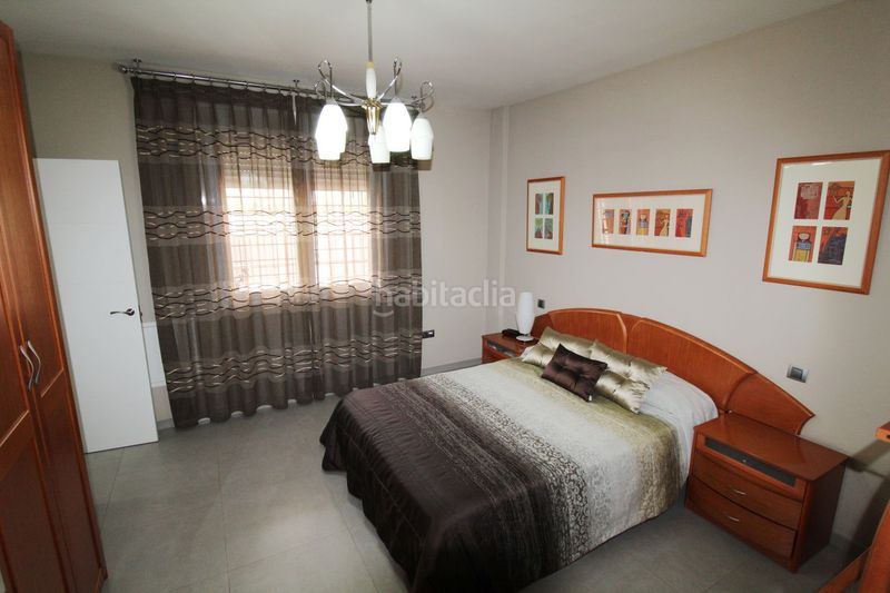 Foto 61482baf-21e3-45c1-855a-0e18db45a2b4. Casa adossada amb calefacció aparcament a Ciudad Jardín Ciudad Real