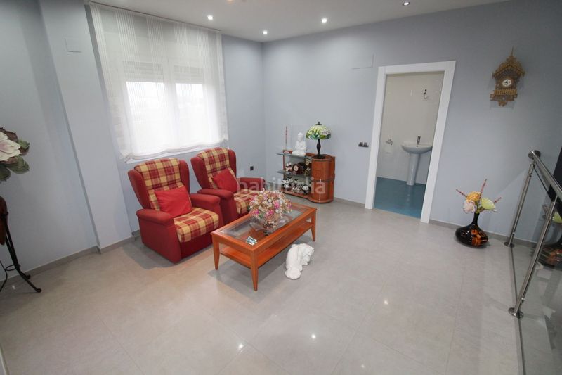 Foto f34349c5-b6b7-497b-a212-38319a90cf91. Casa adossada amb calefacció aparcament a Ciudad Jardín Ciudad Real