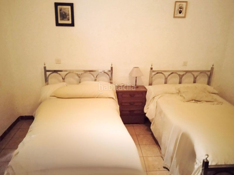 Foto 5d4ed4ae-3bb4-4d5f-836b-fe5ad32fcbda. Casa adossada a Larache Ciudad Real