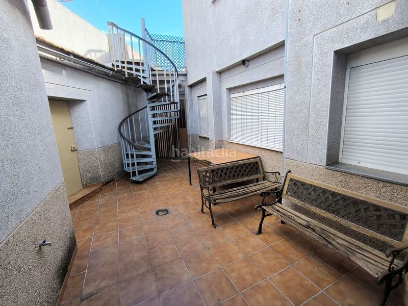 Foto bbc80c5a-e958-4b6b-aa88-c8a15e20f581. Casa adossada amb calefacció a Larache Ciudad Real