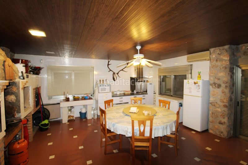 Foto 0816fa3b-6565-4206-b99d-e77188125a3a. Xalet amb calefacció a Malagón