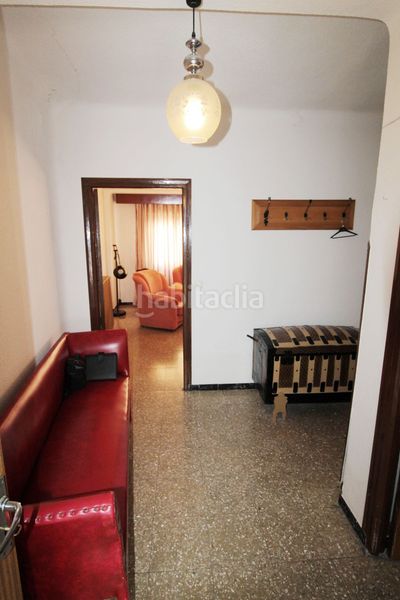 Foto 45b327f2-69ba-4c26-8cd3-4bb05bc1f748. Casa adossada amb calefacció a Malagón