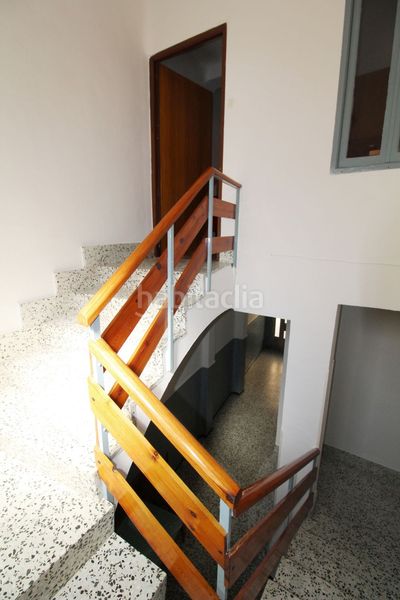 Foto aea90925-dfcf-451d-b37a-d485ac9185d9. Casa adossada amb calefacció a Malagón