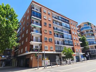 Pis  Plaza puerta de alarcos. Piso en venta en centro  alarcos, 3 dormitorios.