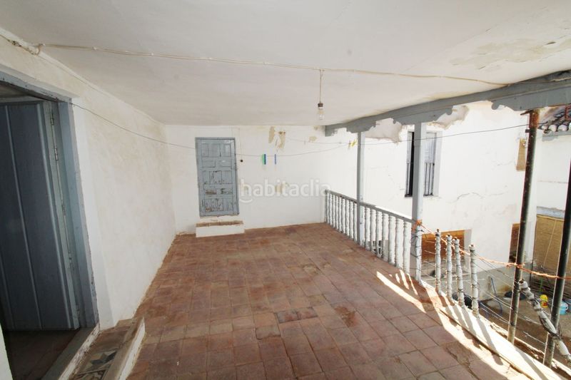 Foto 54e8d3b9-93b0-49f8-a71f-e56f12466e51. Casa adossada a Almagro