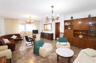 Etagenwohnung  Esperanza. Piso en venta en puerta de toledo, 4 dormitorios.
