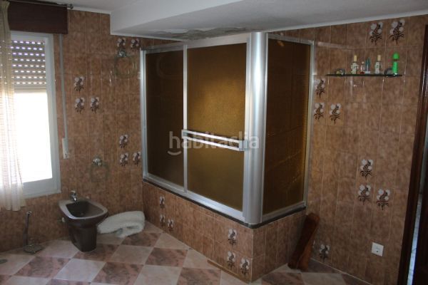 Foto abb710ff-092b-475c-a44b-38372f2eef0b. Casa adossada amb calefacció aparcament a Urda