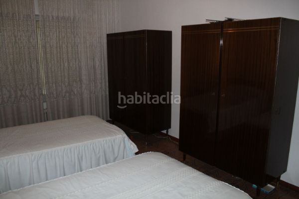 Foto e3a07593-0113-4cf7-af41-e23b5641359d. Casa adossada amb calefacció aparcament a Urda