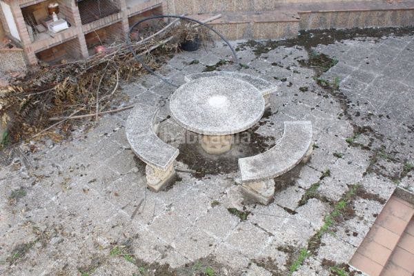 Foto f6f91036-391e-4191-9957-a4705eb5431b. Casa adossada amb calefacció aparcament a Urda