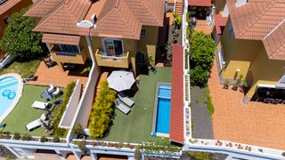 Maison jumelée  Camino los morales 33. Chalet pareado con piscina privada, amplias terrazas y espectacu