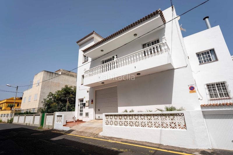 Foto 5bc3beb1-8df2-4d52-9b90-ef6b352ab8ef. Xalet a calle antonio santos 6 a Tegueste
