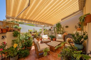 Semi detached house in Calle El Cano 13