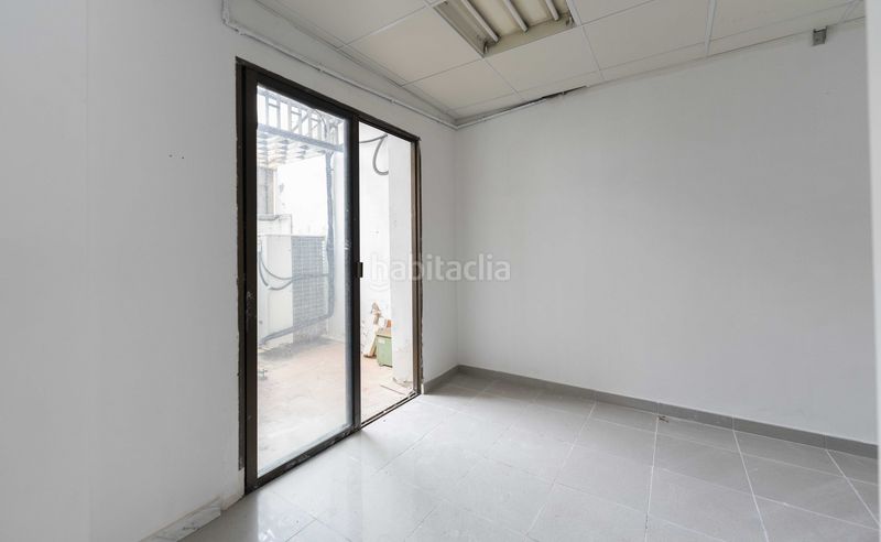 Foto 26fdda7f-c50c-4264-8fbc-bf0a66fedbf2. Local comercial en calle san agustín 39 local con vivienda en la calle san agustín. en Icod de los Vinos