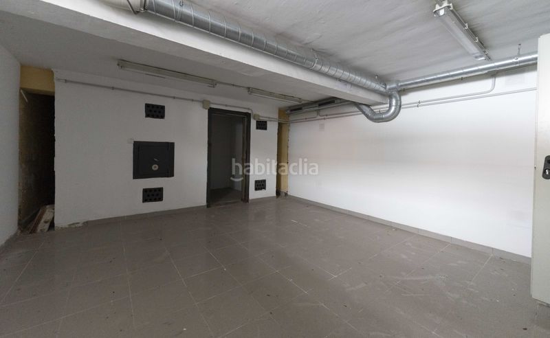 Foto 440b68f3-6fd0-4e8f-a860-a4af451363e2. Local comercial en calle san agustín 39 local con vivienda en la calle san agustín. en Icod de los Vinos