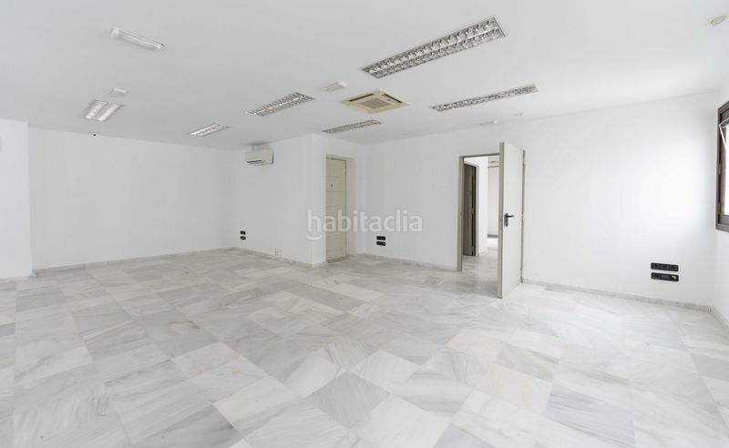 Foto f670b554-86b4-4c2b-95b4-dc4b0087e69c. Local comercial en calle san agustín 39 local con vivienda en la calle san agustín. en Icod de los Vinos