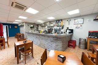 Traspàs Local Comercial a General gutierrez 4. Traspaso de bar-cafetería consolidado y en funcionamiento.