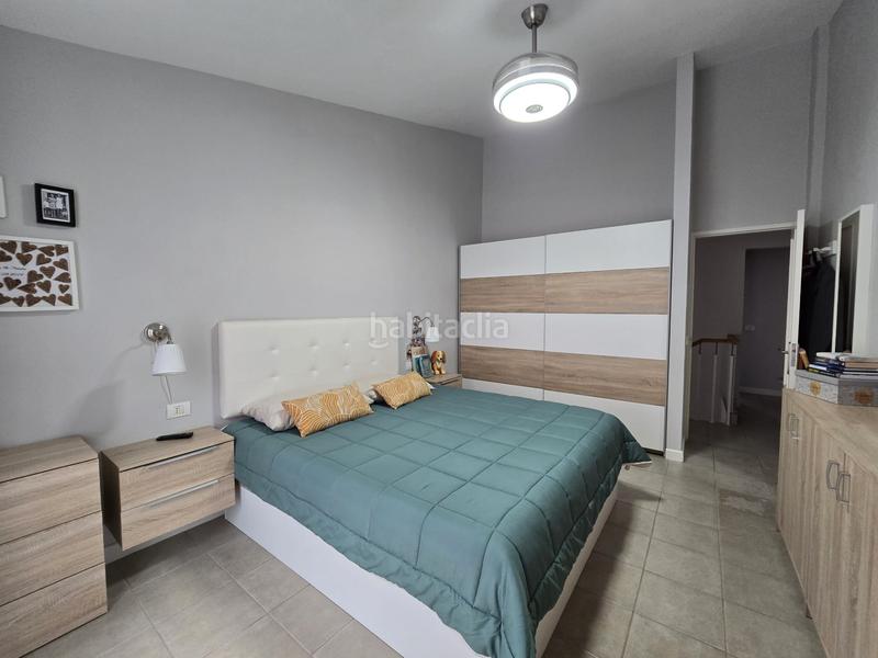 Foto 8dd7a5a5-8f6b-4637-a8b4-9215ab2d7d38. Casa adossada a calle francisco feo rodriguez 13 a Arona