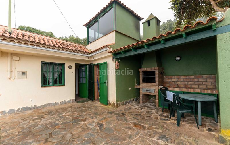 Foto 9e50ee3b-89f9-4c95-92fd-cd18df3c0ca3. Masia amb xemeneia aparcament a La Perdoma - San Antonio - Benijos Orotava (La)