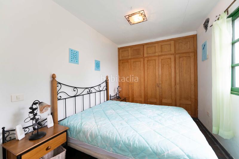 Foto a33683c6-4548-4f2d-9ba6-3d5017ff158e. Masia amb xemeneia aparcament a La Perdoma - San Antonio - Benijos Orotava (La)