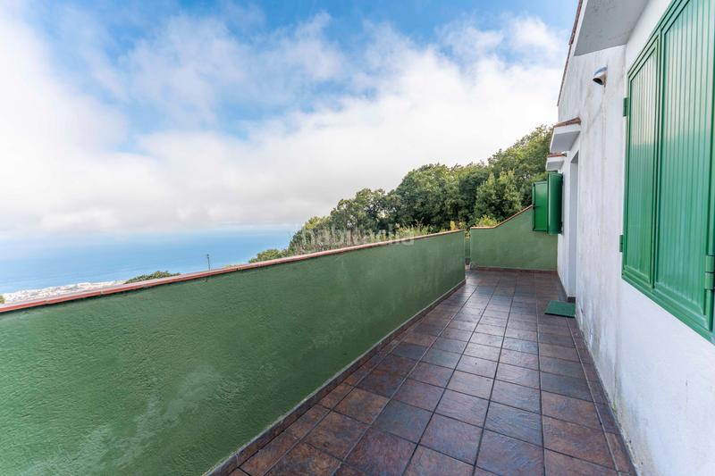 Foto feebf9e8-94a9-411e-a24e-a7ad3ad95f55. Masia amb xemeneia aparcament a La Perdoma - San Antonio - Benijos Orotava (La)